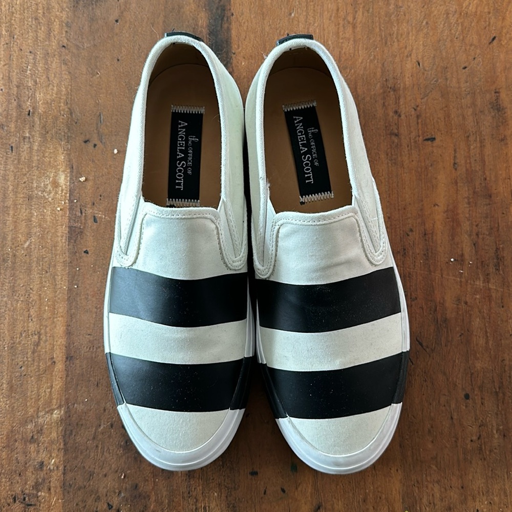 Office of Angela Scott sneakers size 7